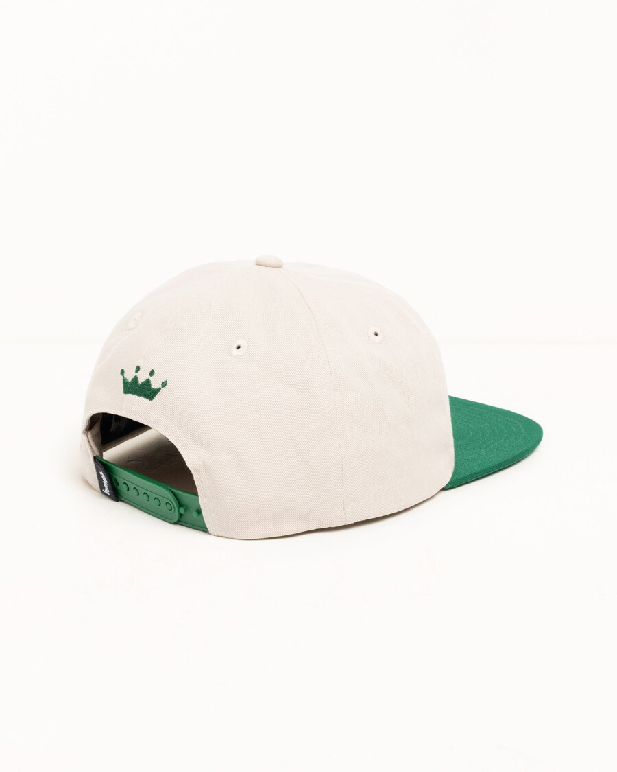 stüssy sport snapback-rückseite mit mittlerer tiefe