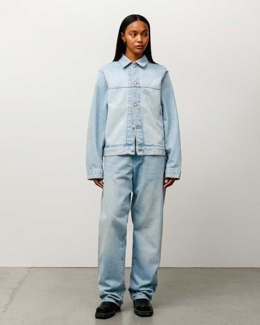 truckerjacke aus denim