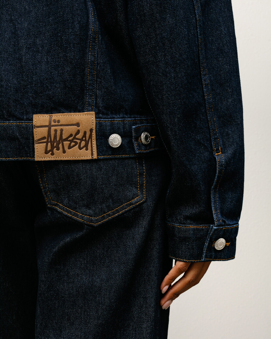 truckerjacke aus denim