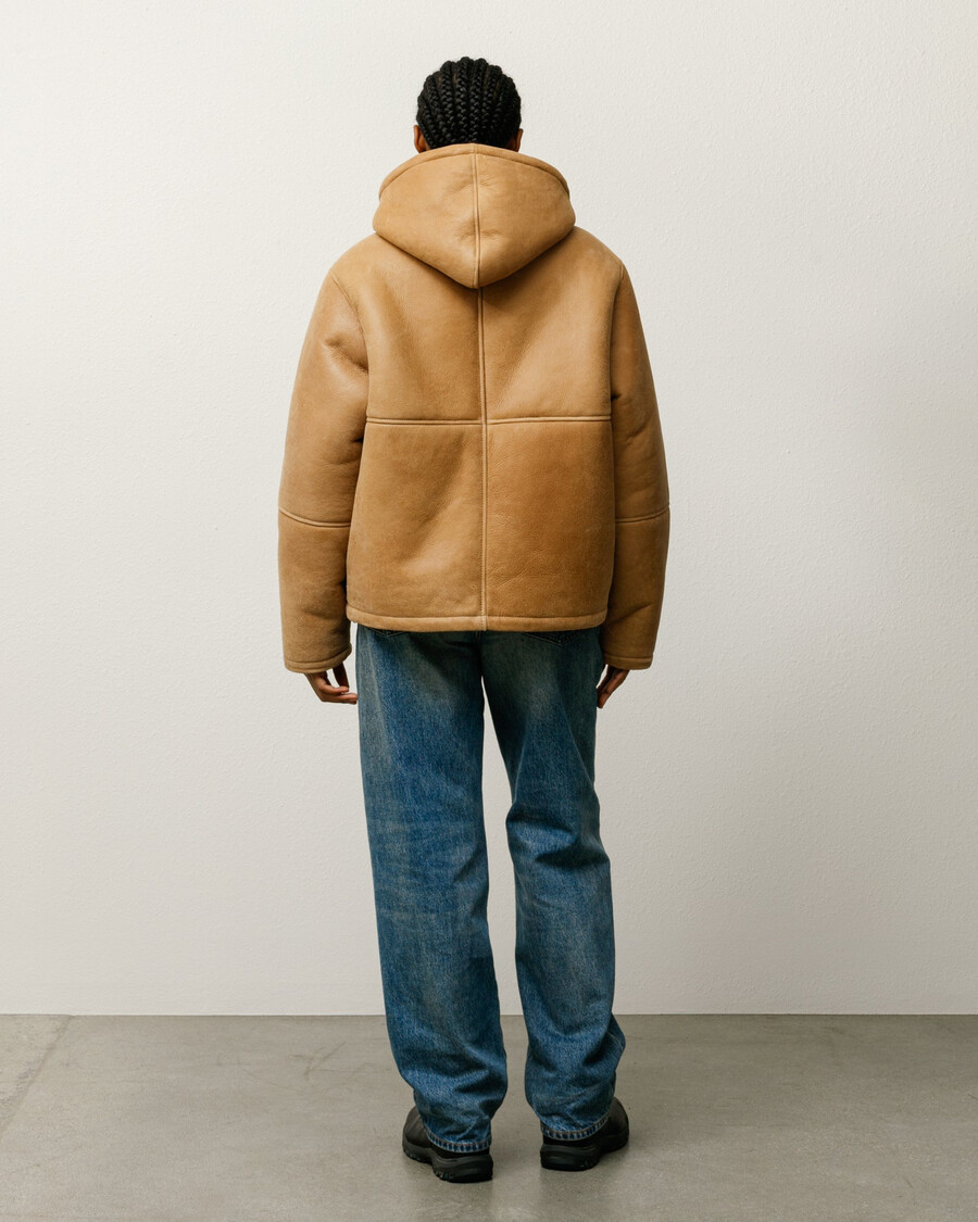 kapuzenjacke aus lammfell