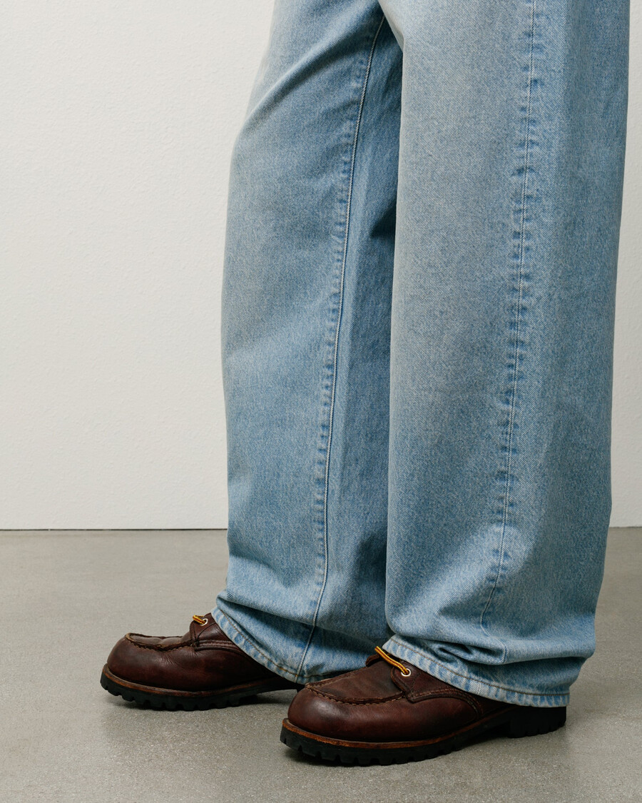 entspannte jeans aus denim